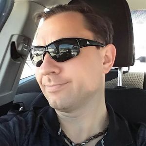 Meet your Posher, Corey